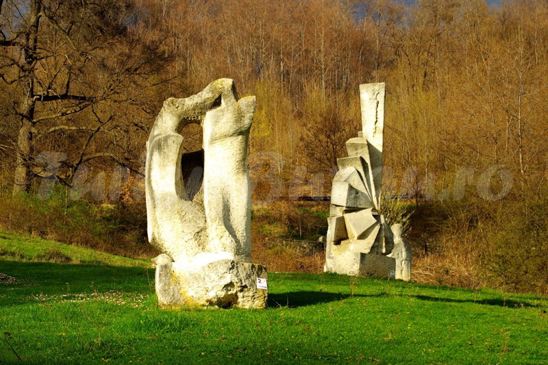 tabara de sculptura magura / excursii din Bucuresti